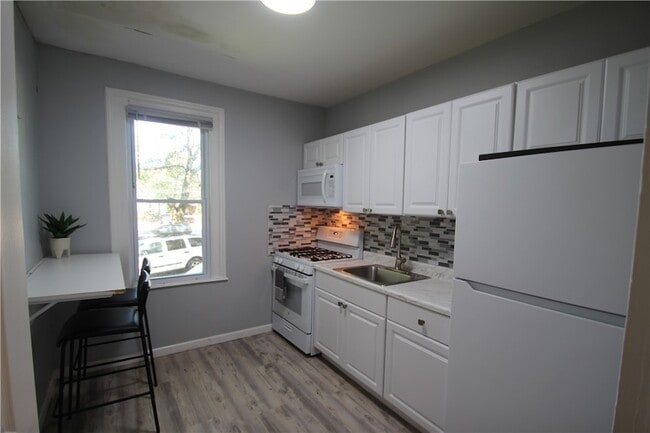 Photo - 2366 Spencerport Rd