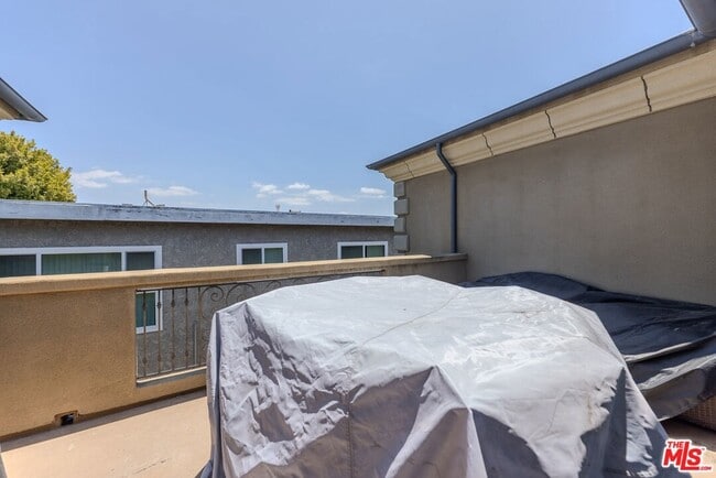 Photo - 1912 Vanderbilt Ln