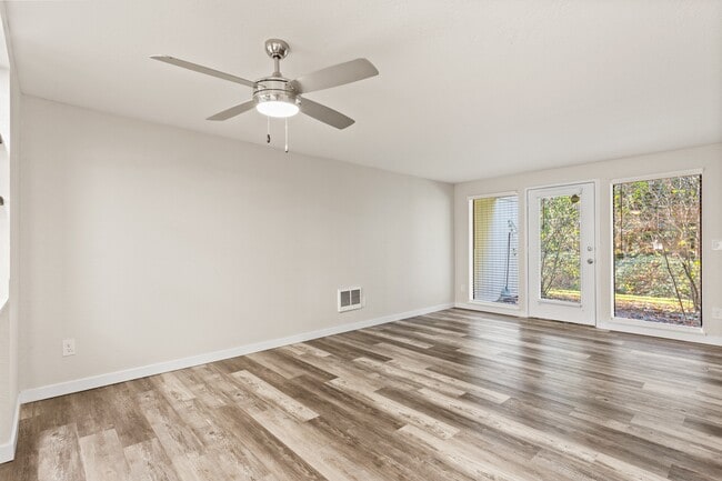 Photo - Bridge Creek Apartments