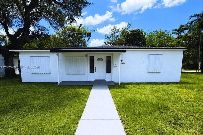 Photo - 14215 NE 9th Ave