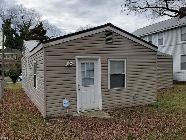 Photo - 1410 W 39th St