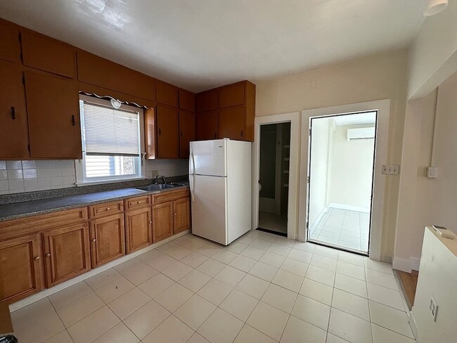 Photo - 9 Playstead Rd Unit 2