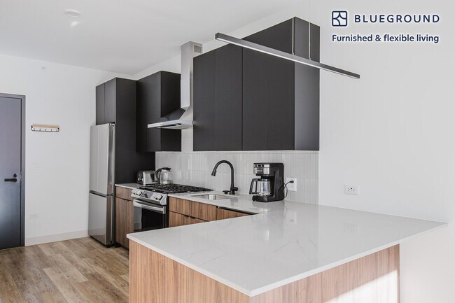 Photo - 535 N St Clair St Unit FL7-ID1150