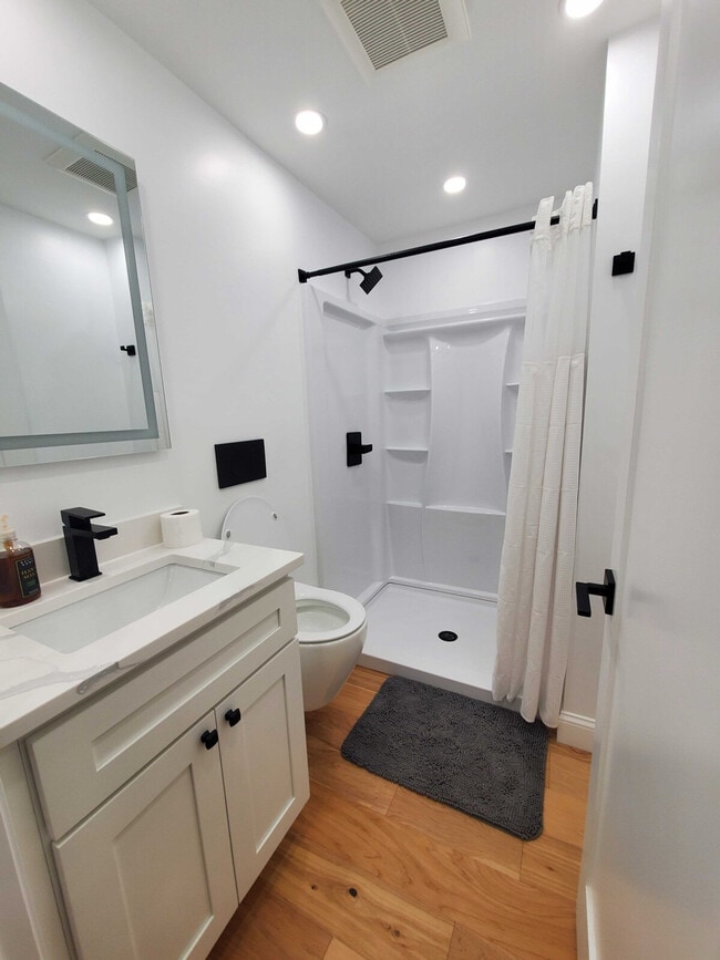 Photo - 919 Atwells Ave Unit SI ID1373632P