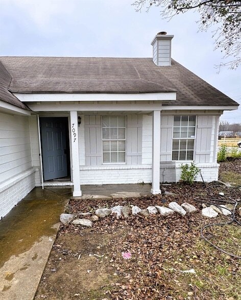 Photo - 7097 Foxhall Dr