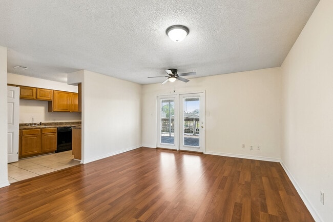 Photo - San Miguel