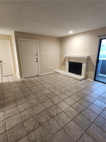 Photo - 1901 Holleman Dr W Unit 201