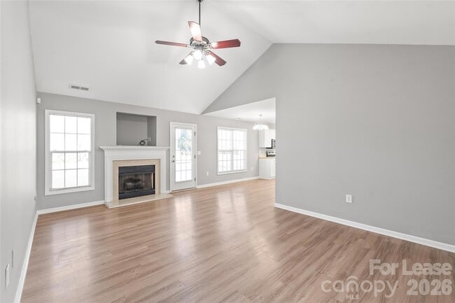 Photo - 1020 Cranston Crossing Pl