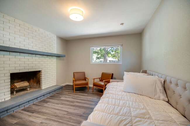 Photo - 1603 Newcastle St Unit SI ID1628278P