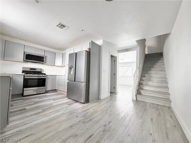 Photo - 1720 Cordoba Ln Unit B