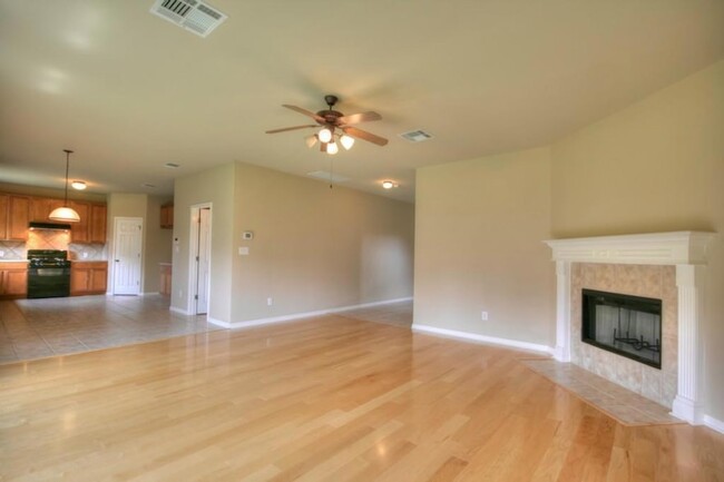 Photo - 9624 Castle Pines Dr
