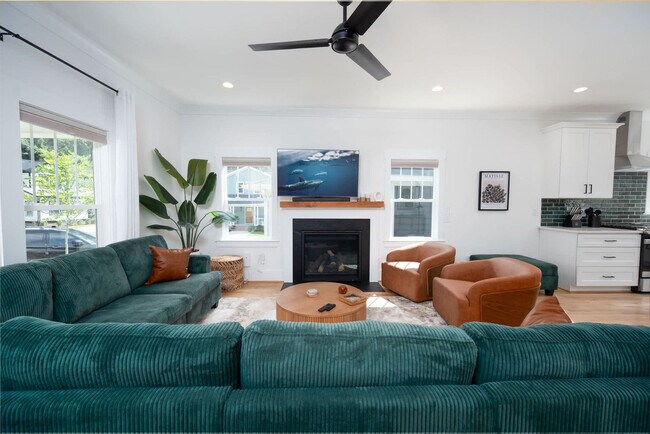 Photo - 2019 James St Unit ID1300730P