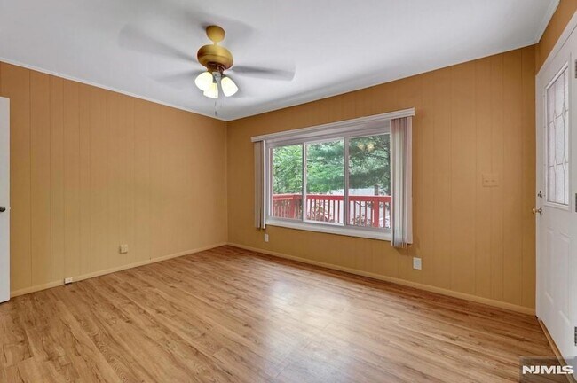 Photo - 36 Benton Rd