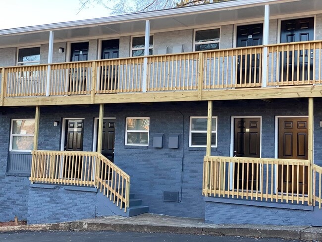 Photo - Heritage Square Apartments