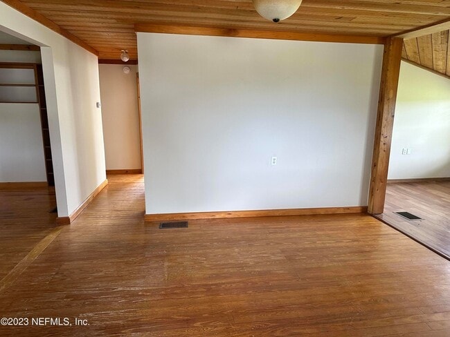 Photo - 9465 Cowpen Branch Rd