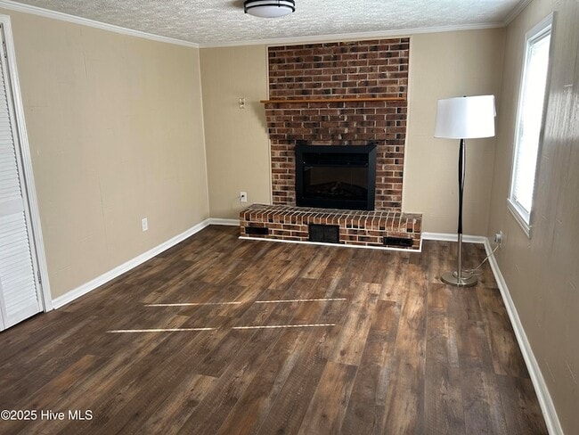 Photo - 178 Rosalyn Rd