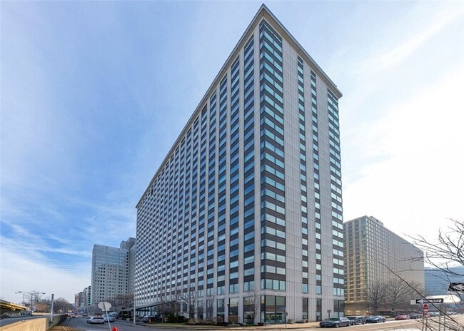 Photo - 320 Fort Duquesne Blvd Unit 8N