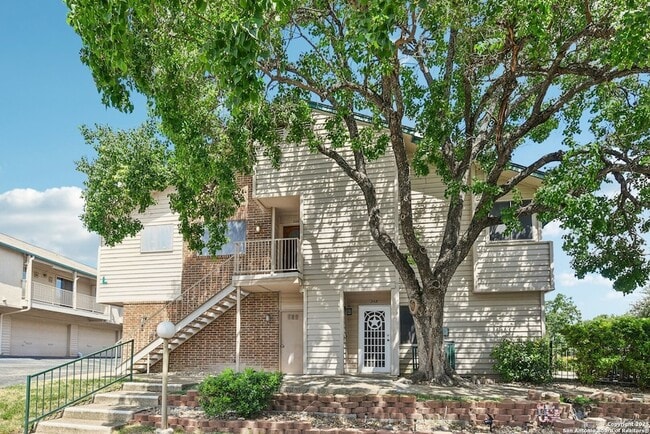 Photo - 349 Harmony Ct