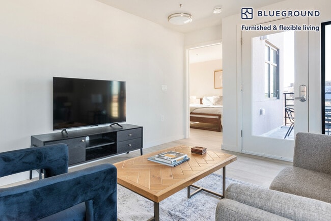 Photo - 1698 University Ave Unit FL4-ID2126