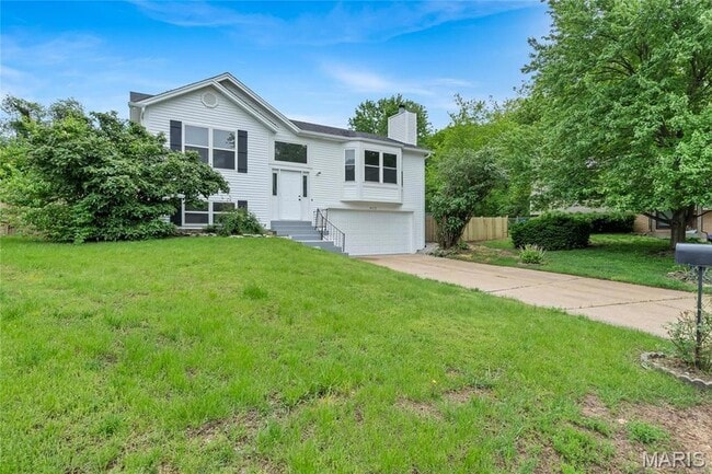 Photo - 802 Notre Dame Dr