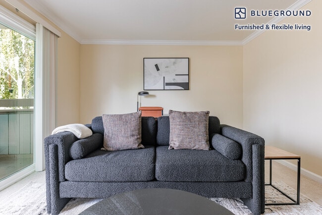 Photo - 170 Locksunart Way Unit FL2-ID2031