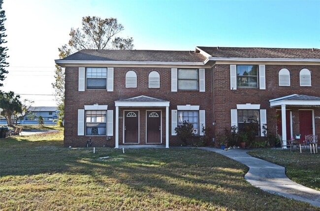 Building Photo - 2724 Gray Fox Ln