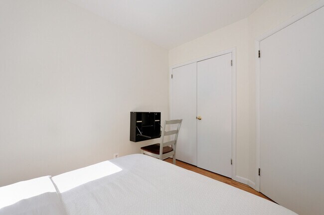 Photo - 356 W 37th St Unit SI ID1323896P