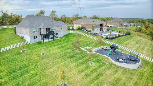 Photo - 1890 Williams Rd