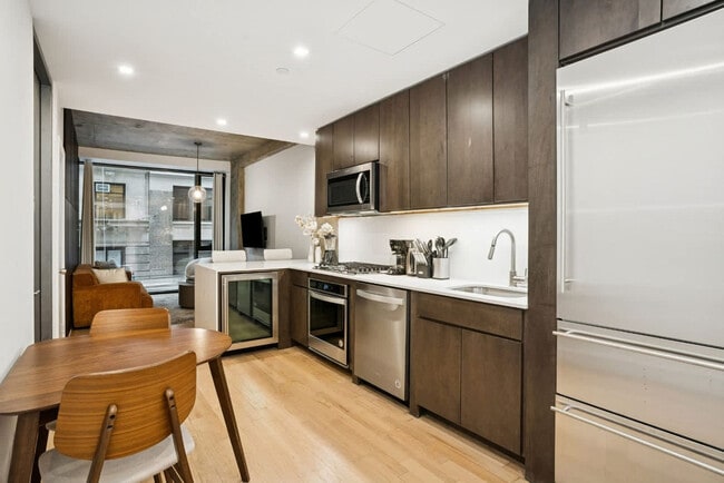 Photo - 132 W 26th St Unit SI ID1335205P