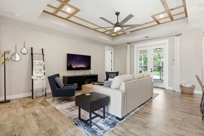 Photo - 3554 McComb Ln Unit SI FL1-ID1605277P