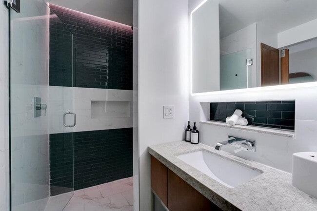 Photo - 1780 Polk St Unit ID1352024P