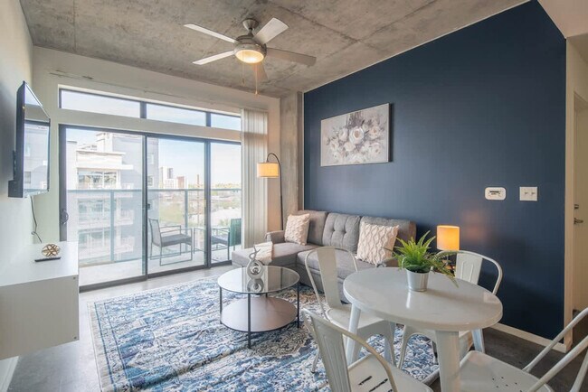 Photo - 333 E Roosevelt St Unit ID1263091P