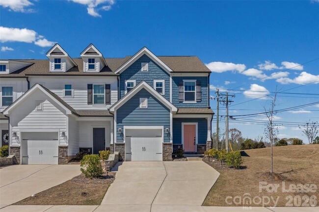 Building Photo - 512 Station St