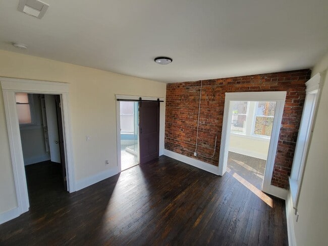 Photo - The Proy Apartments