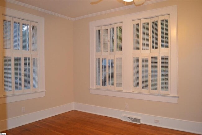 Photo - 40 Lanneau Dr