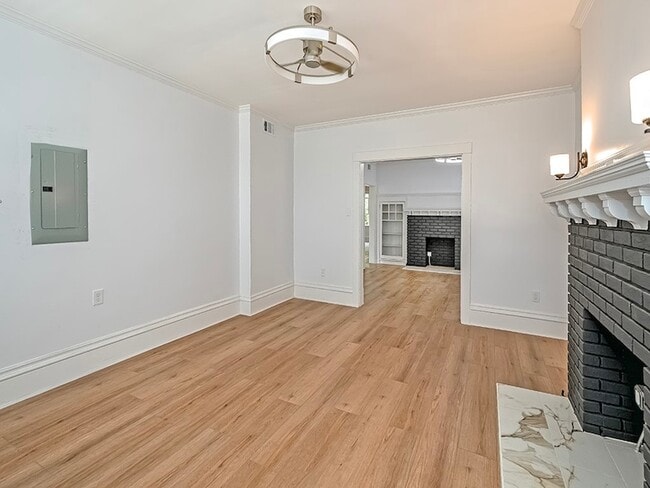 Photo - 624 N Sheridan Ave