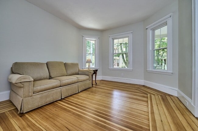 Photo - 36 Granville Rd Unit 1