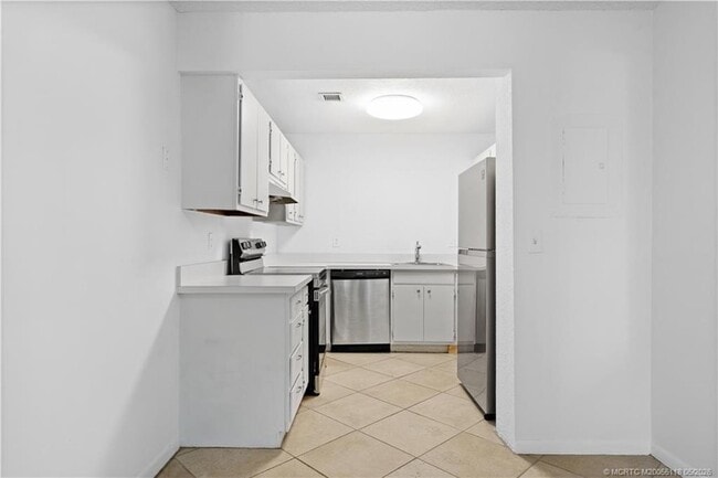 Photo - 2118 SE Edler Dr Unit B