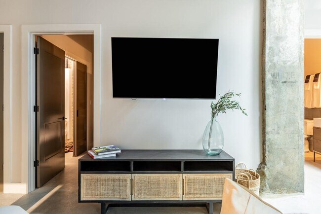Photo - 315 Girod St Unit SI ID1267143P
