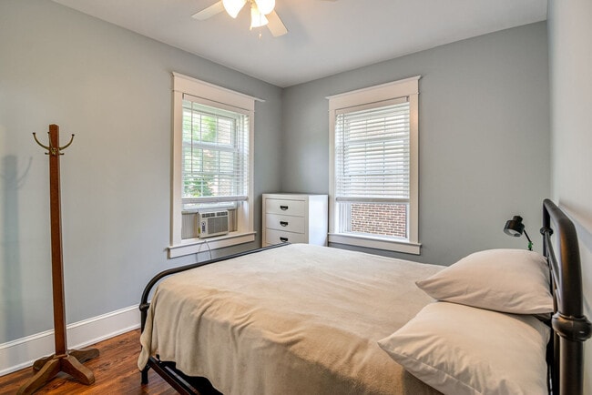 Photo - 240 W Barnard St Unit SI ID1575236P