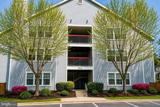 Photo - 18501 Fairlight Dr Unit 330