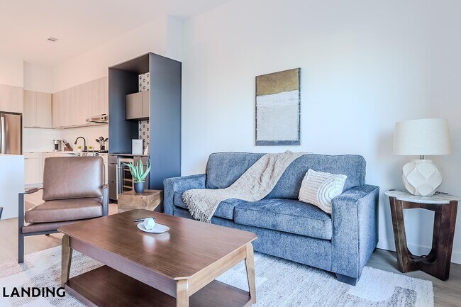 Building Photo - 2623 Keene St Unit 525