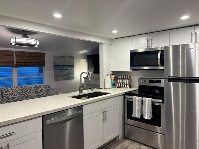 Photo - 447 Nettles Blvd Unit SI ID1537511P