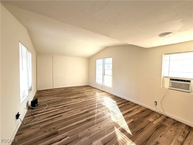 Photo - 8115 Tolles Dr