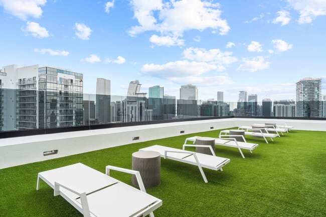 Photo - 225 N Miami Ave Unit ID1373686P