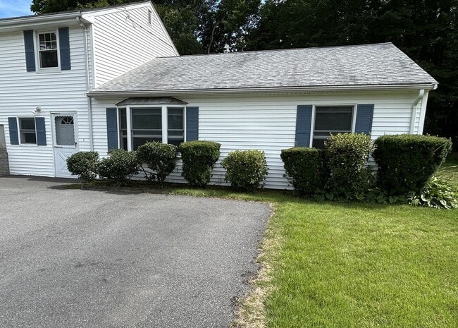Photo - 7 Heidi Ln