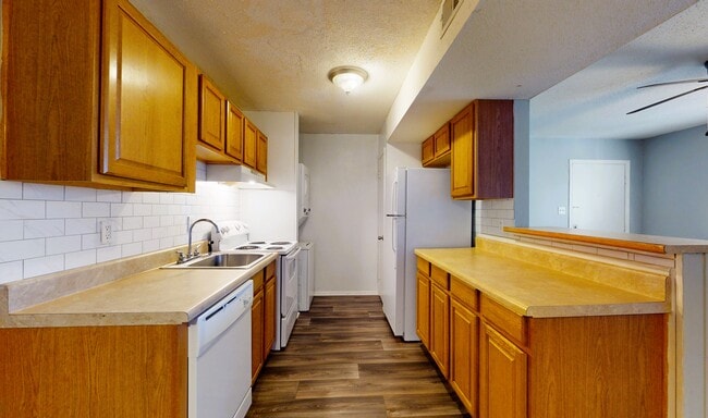 2 Bed 2 Bath - Autumn Ridge