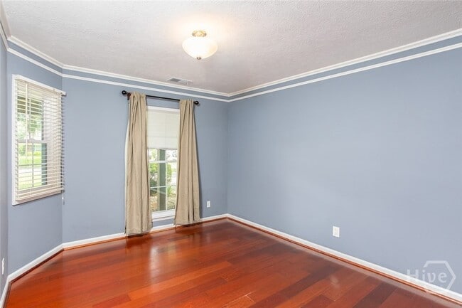 Photo - 14 Cuttysark Rd