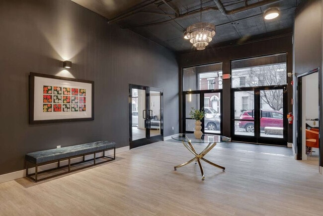 Photo - 2400 E Huntingdon St Unit SI ID1075549P