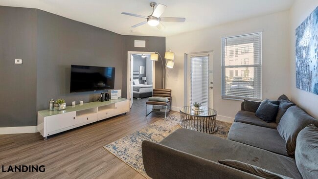 Building Photo - 4950 W Prescott St Unit 5104